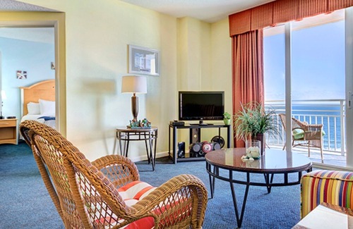 Daytona Beach Resort | Three Bedroom Deluxe, Ocean Front, Luxury Condo, Daytona Beach 2093450