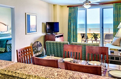 Daytona Beach Resort | Three Bedroom Deluxe, Ocean Front, Luxury Condo, Daytona Beach 2093450