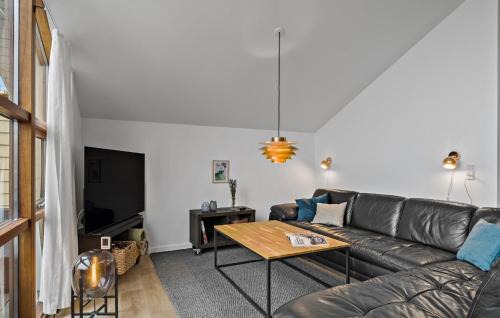 Rendbjerg House | Three-Bedroom Holiday Home In Egernsund