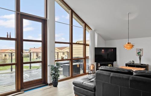 Rendbjerg House | Three-Bedroom Holiday Home In Egernsund