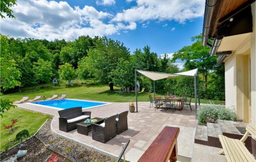 Ludbreg House | Three-Bedroom Holiday Home In Ludbreg