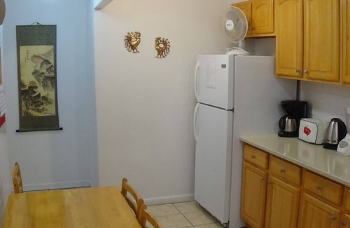 Queens Apartment | Three Bedroom NY Private Apartment