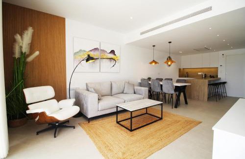 Mar de Cristal Hotel | Three Bedroom Seaside Penthouse In Mar De Cristal