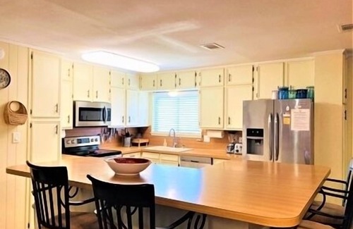 Port Mansfield House | Three Bedroom, Two Bath. Off Water Home. Short Distance to Public Pier.