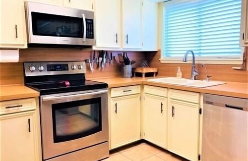 Port Mansfield House | Three Bedroom, Two Bath. Off Water Home. Short Distance to Public Pier.