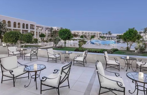 Sharm El Sheikh Hotel | Three Family Rooms + 12 Pools, Tennis, Full-service Spa & Private Beach Access