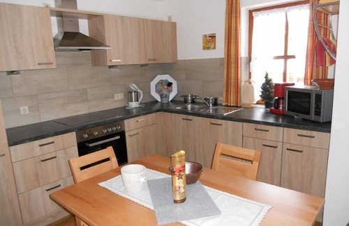 Reit im Winkl Apartment | Three-room apartment 62sqm with balcony and mountain view