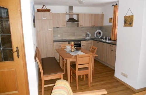 Reit im Winkl Apartment | Three-room apartment 62sqm with balcony and mountain view