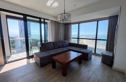 Old Boulevard Apartment | Three-room apartment in the center of Batumi, 100 meters from the sea, Porta Tower