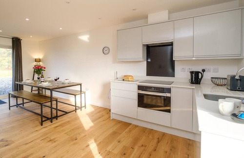 Pettistree Cottage | Three Tuns - Garden Suite 1 - sleeps 4 guests in 2 bedrooms