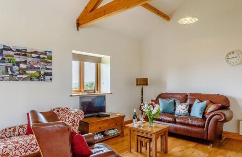 Woolfardisworthy House | Threshing-Uk12106