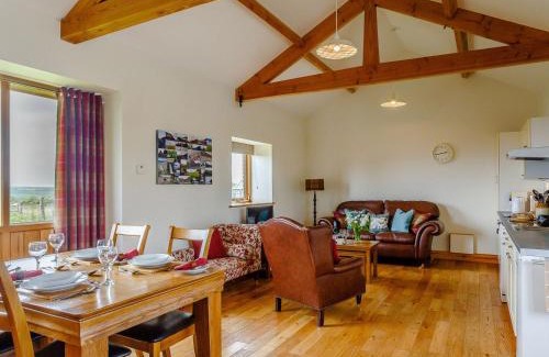 Woolfardisworthy House | Threshing-Uk12106