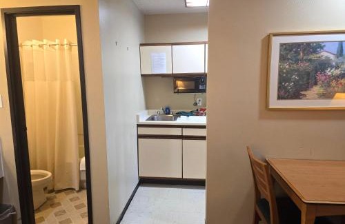 Norman Hotel | Thunderbird Lodge, Norman, OK