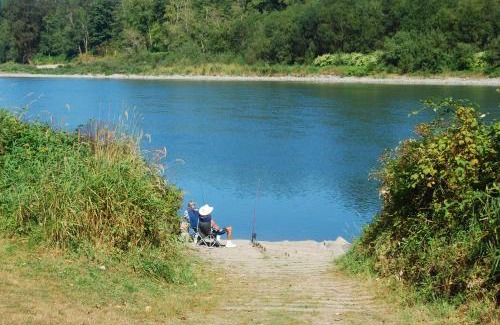 Monroe House | Thunderbird One-Bedroom Cabin 6
