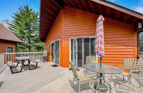 Lake Delton Apartment | Thunderbird Resort Condo