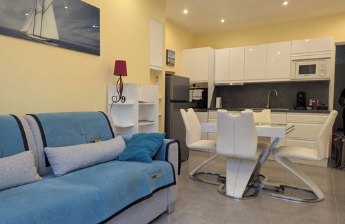 Saint-Nazaire Apartment | Ti Caraibe sea view apartment with free parking from June 1 to September 30