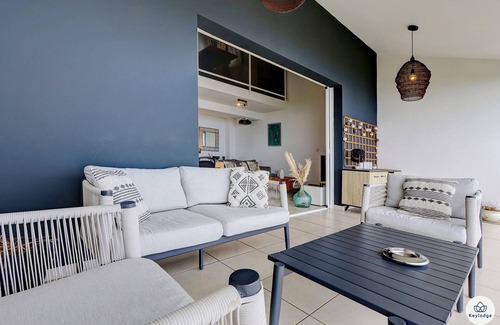 Saint-Denis Villa | Ti Kaz Bellevue – sea view – with jacuzzi – Saint-Denis