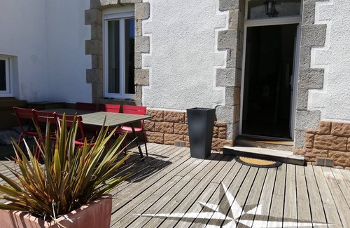 Saint-Guenole House | Ti Porzh Les Rochers - Your home 80 meters from the ocean