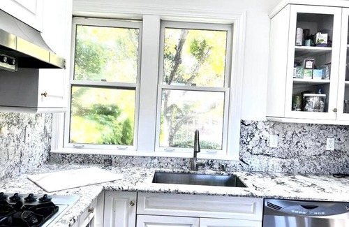 Belvedere Tiburon House | Tiburon California Beautiful home near SFO remodeled, great weather best locatio