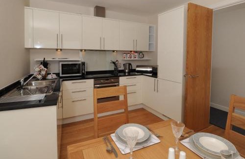 Westleigh Apartment | Tidal Bay