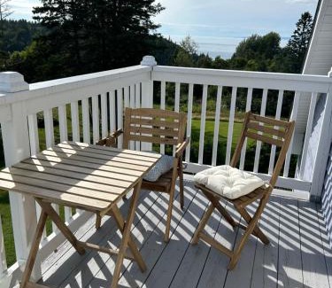 Hall's Harbour House | Tides Inn Guest Suites