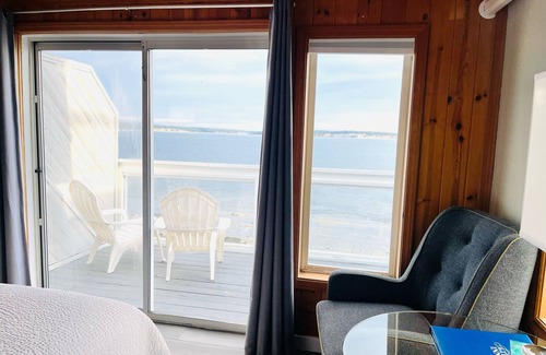 Port Townsend Hotel | Tides Inn & Suites