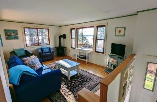 Trenton House | Tideside Beach House