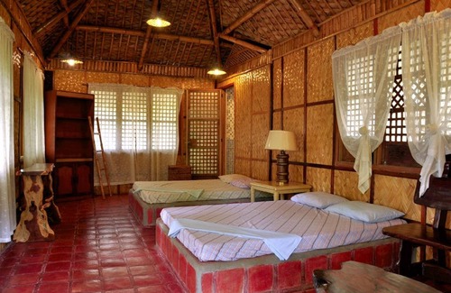 Los Banos Hotel | Tierra de Lago