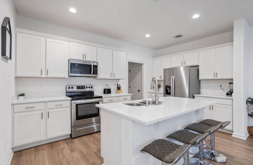 Highlands - Perkins House | Tiger Stadium Oasis in Baton Rouge by LSU - CB1014