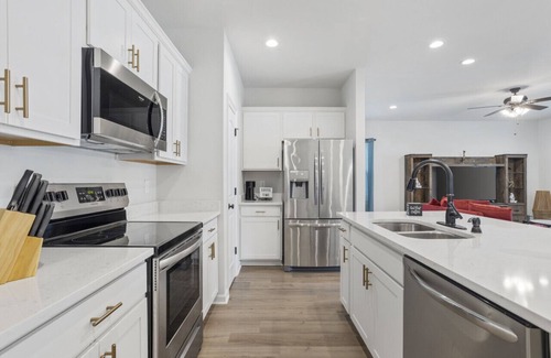 Highlands - Perkins House | Tiger Tracks Townhome Stay in Baton Rouge - BC1009