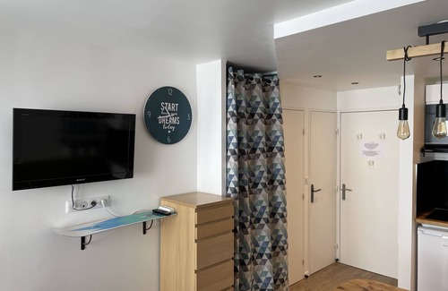 Val Claret Apartment | Tignes Val Claret, apartment with separate bedroom at the foot of the slopes