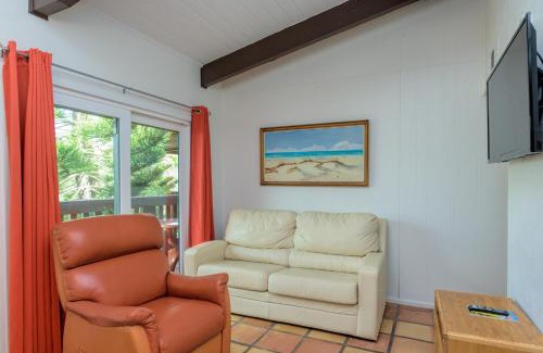 South Padre Island Apartment | Tiki 204