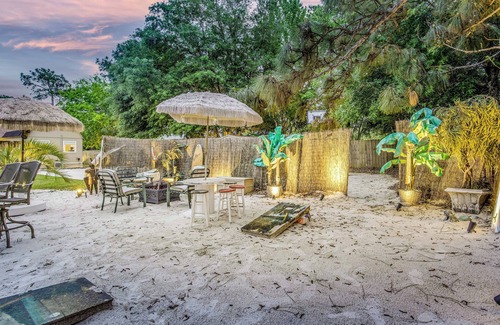 Navarre House | Tiki Bliss: Pool & Resort Vibe