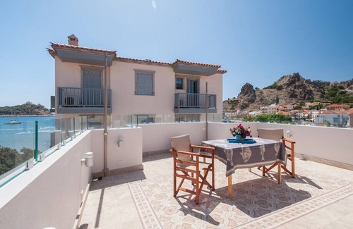 Myrina Apartment | Tilia Room in luxurious beach townhouse