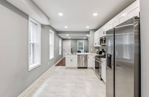 Downtown Wilmington House | Tilton Midtown - Modern Comfort with Central A/C, 3 Bedrooms and 2.5 Bathrooms