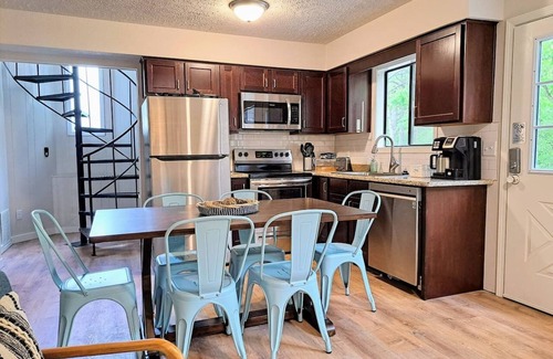 Indian Point Cabin | Timber Point - Newly Renovated Indian Point Cabin