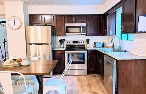 Indian Point Cabin | Timber Point - Renovated Cabin on Indian Point