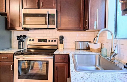 Indian Point Cabin | Timber Point - Renovated Cabin on Indian Point
