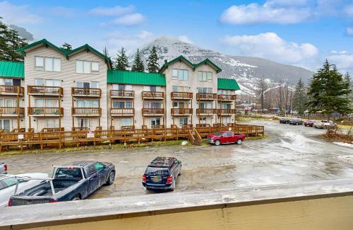 Alyeska Hotel | Timberline Getaway
