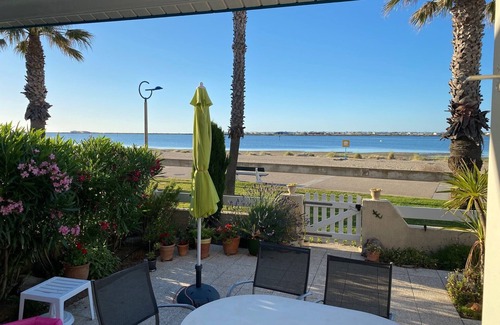 Gruissan House | Time out on the beach with a wide range of leisure activities.
