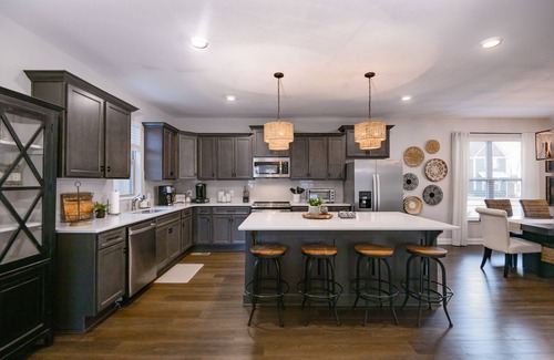 Tullahoma House | Tims Ford Lake Home! Walk to marina/dinner, pool table, firepit, 2 kings + bunks