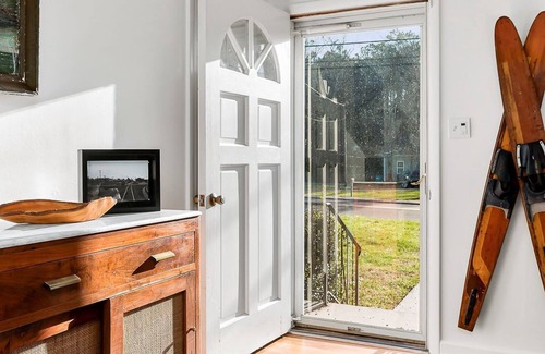 Winchester House | Tims Ford Lake, Sewanee, and Historic Downtown Winchester