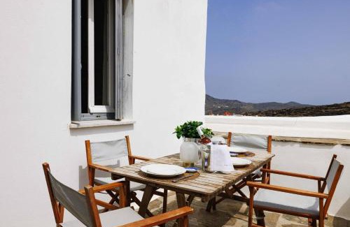 Panormos House | Tinos experience the house