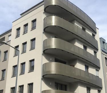 Outer Neustadt Apartment | Tiny Apartment Spring