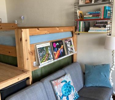 Ostend City Centre Apartment | TINY APT w/balcony and SEAVIEW, even out of your bed !