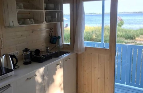 Barkelsby House | Tiny Beach House "Starfish"