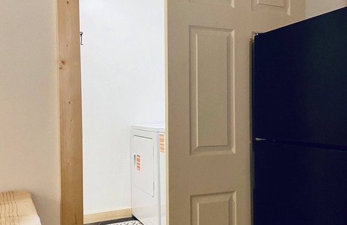 Gravois Park Apartment | Tiny Cottage - Big Loft