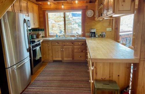 Torrey House | Tiny Creek Retreat