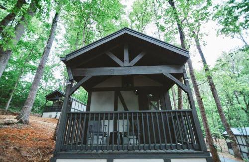 Sevierville House | Tiny Home Cottage Near the Smokies #11 Mina