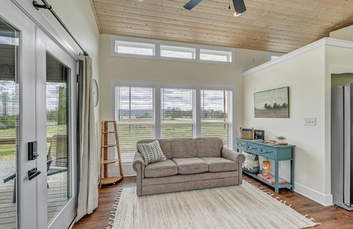 Winchester Cottage | Tiny Home w/RV Hookups
